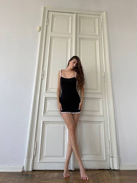 Чорна нічна сорочка Lace Dream з рожевим мереживом SM2458-S SM2458 фото